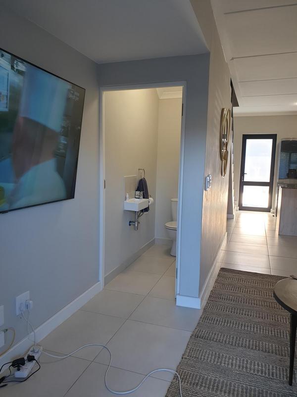 2 Bedroom Property for Sale in Zonnendal Western Cape